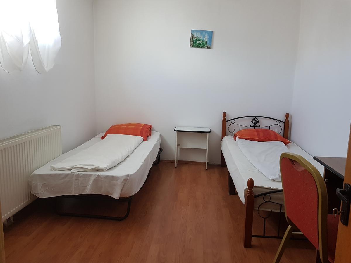 Casa Boiereasca Vandrehjem Craiova Eksteriør billede