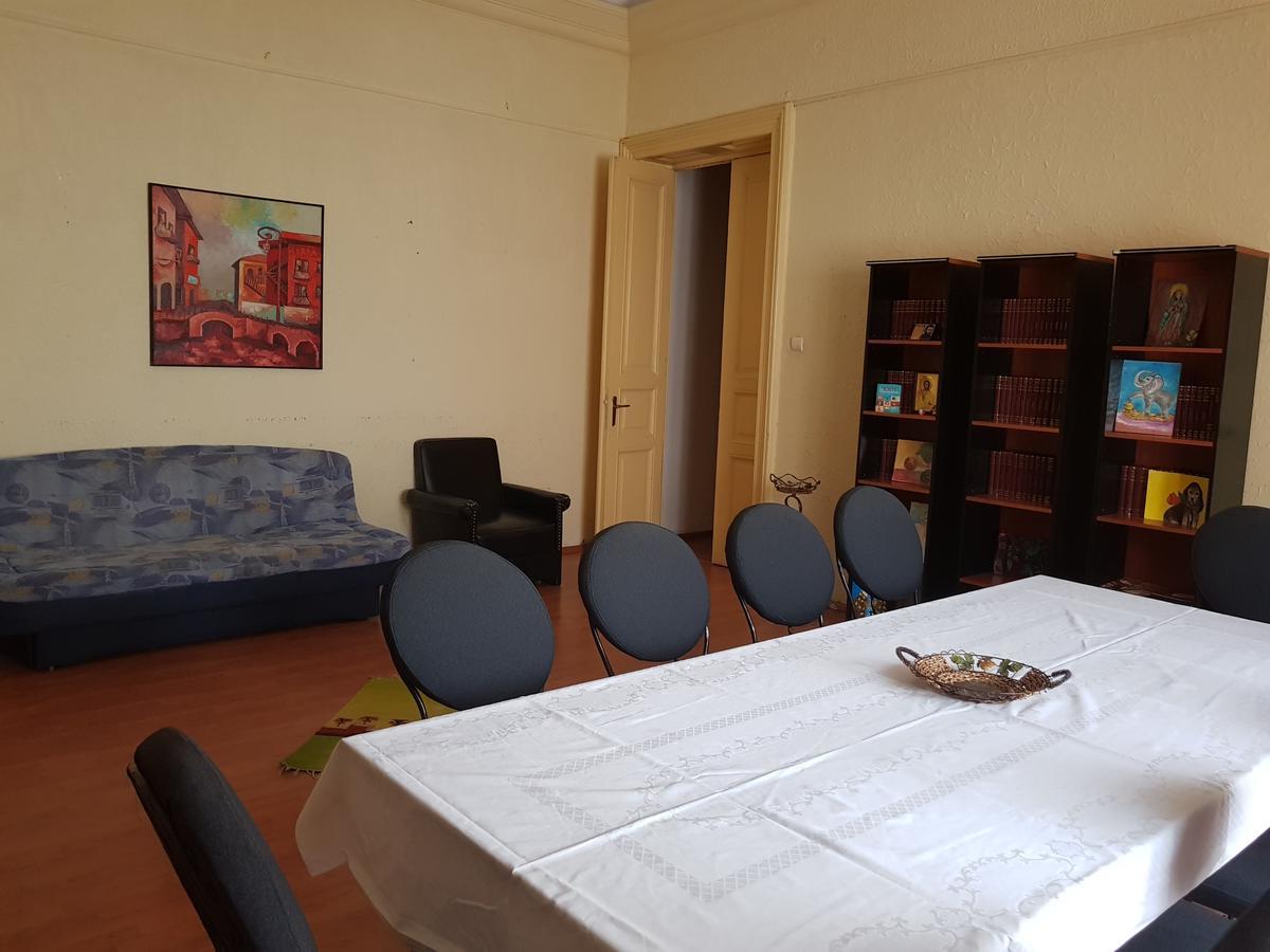 Casa Boiereasca Vandrehjem Craiova Eksteriør billede