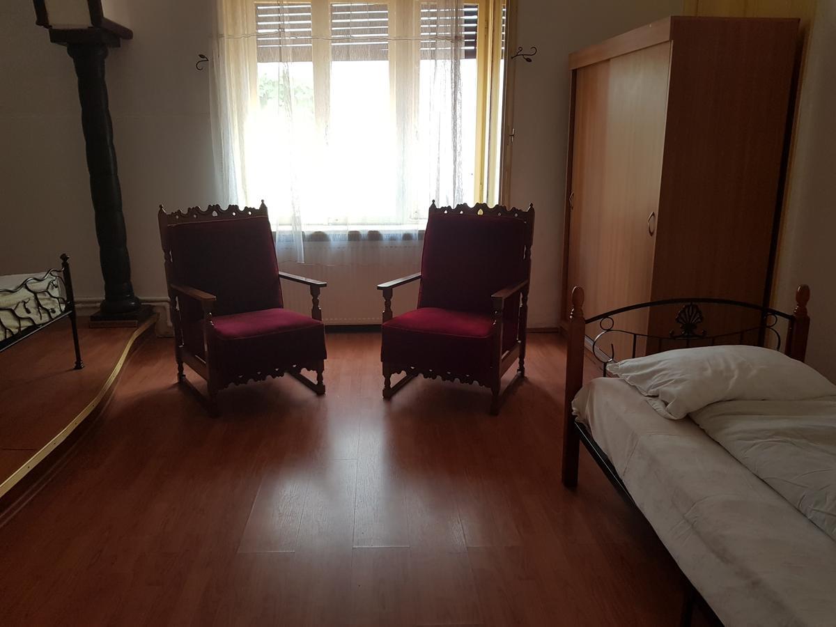 Casa Boiereasca Vandrehjem Craiova Eksteriør billede