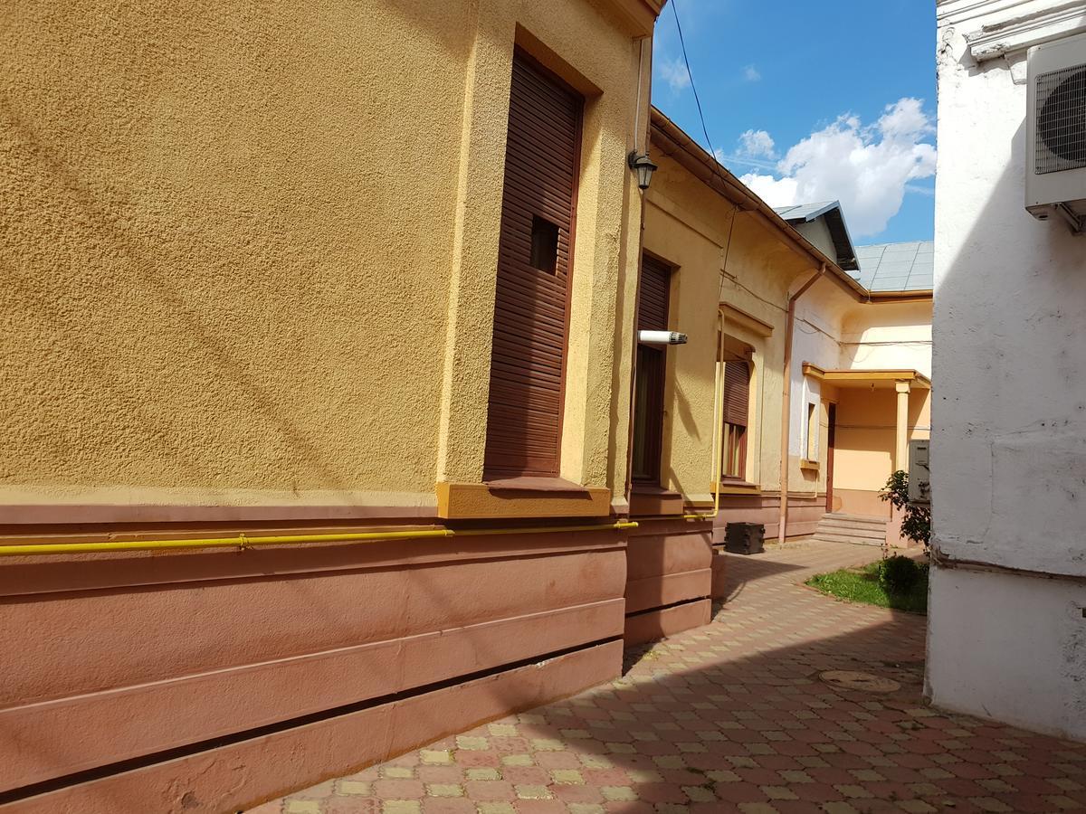 Casa Boiereasca Vandrehjem Craiova Eksteriør billede