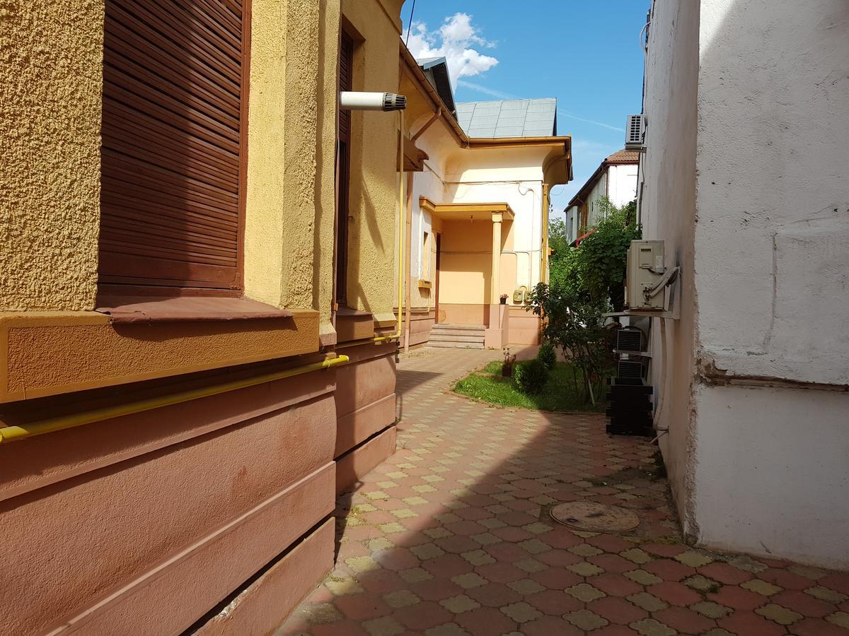 Casa Boiereasca Vandrehjem Craiova Eksteriør billede
