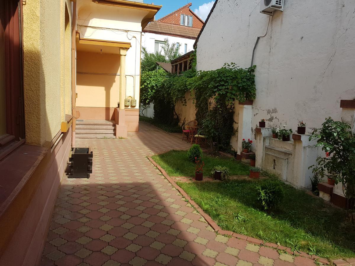 Casa Boiereasca Vandrehjem Craiova Eksteriør billede