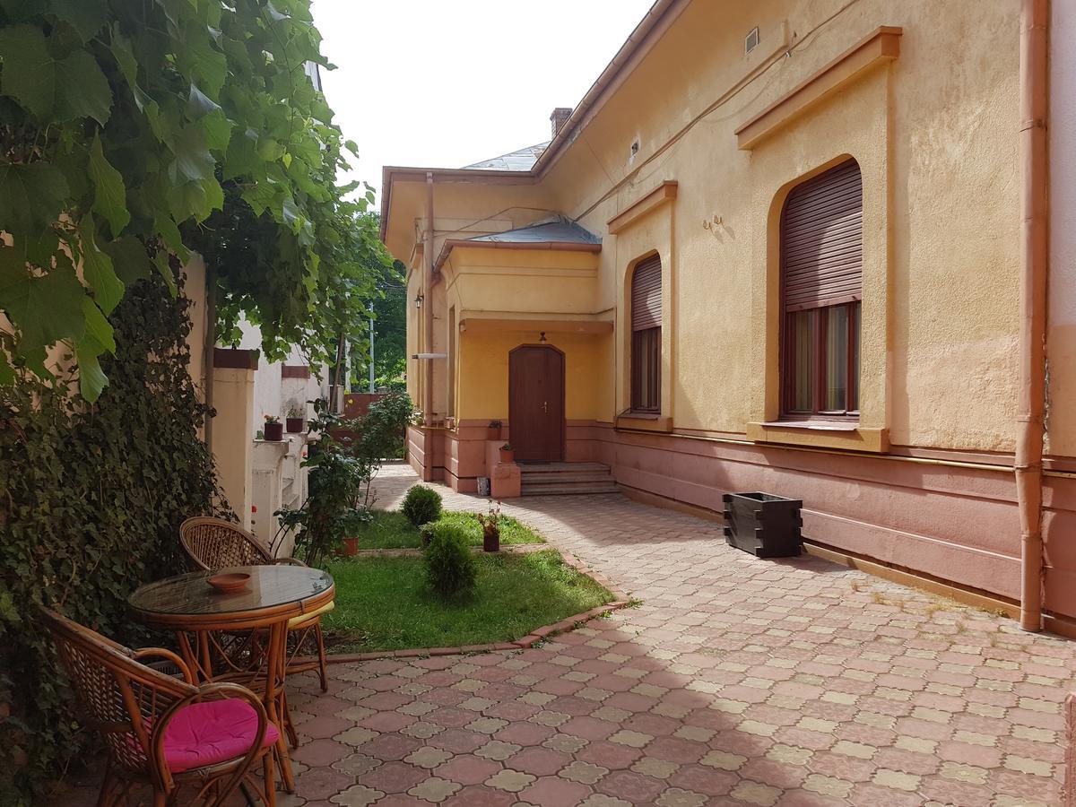 Casa Boiereasca Vandrehjem Craiova Eksteriør billede